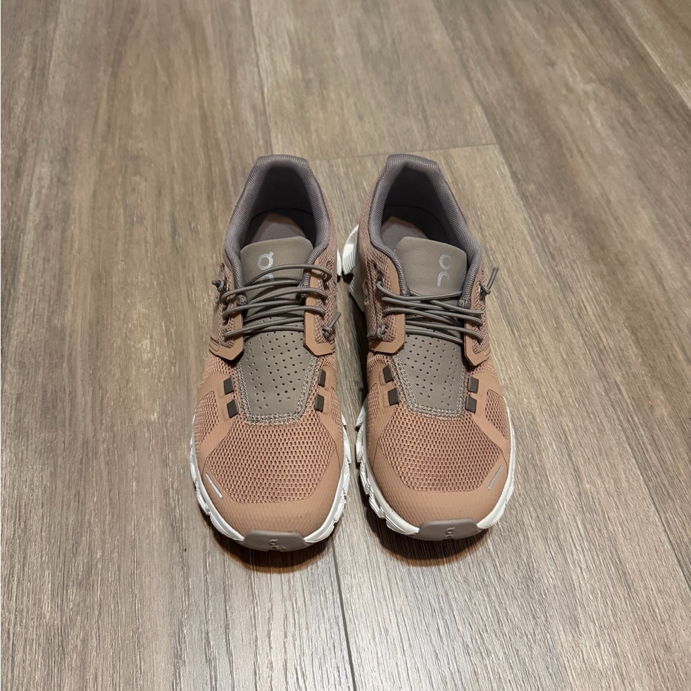 On Running Women’s Pink Athletic Shoes